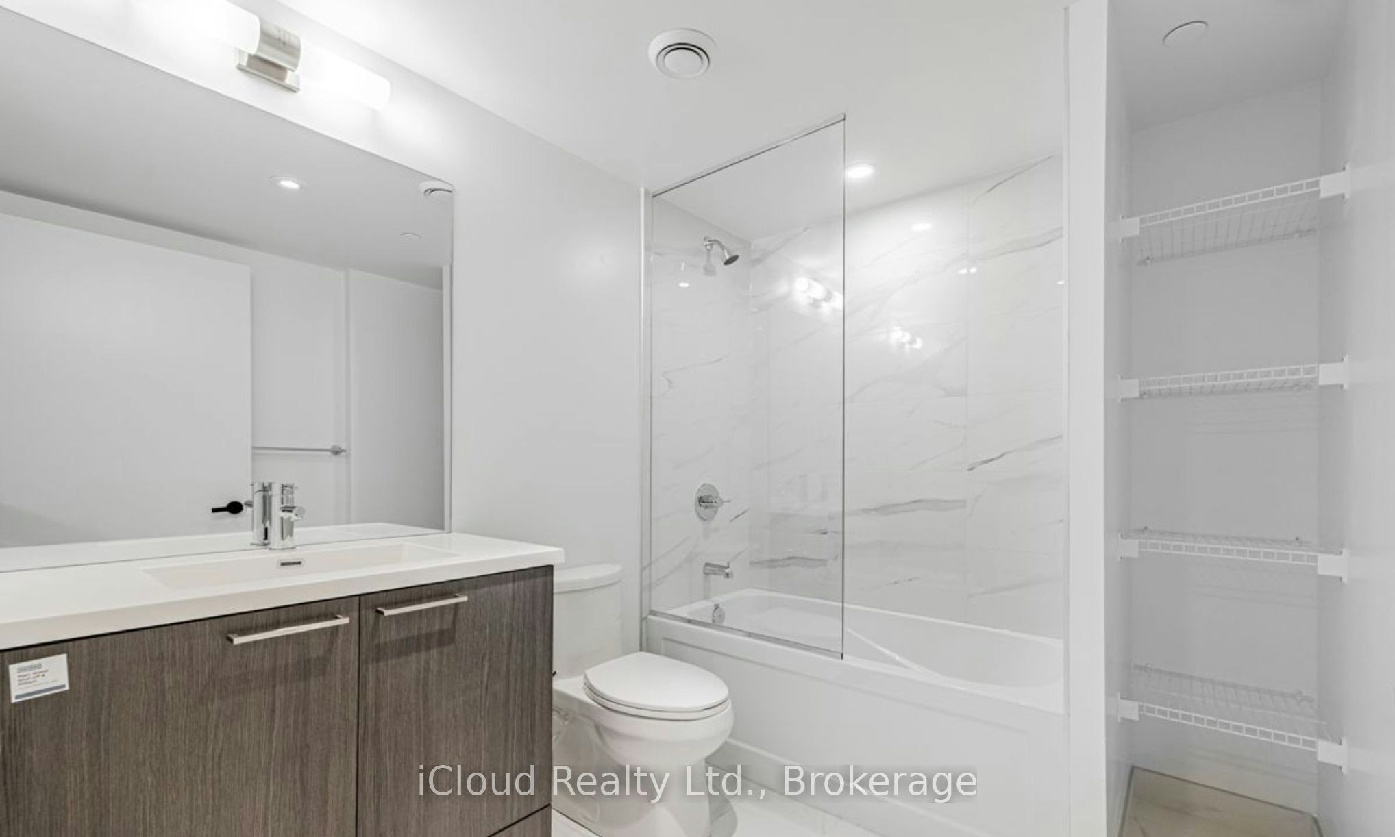 1211-195 Commerce Street, Vaughan, ON, L4K 0P9 - 9