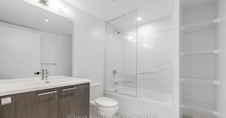 1211-195 Commerce Street, Vaughan, ON, L4K 0P9 - 9