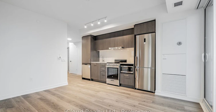 1211-195 Commerce Street, Vaughan, ON, L4K 0P9 - 16