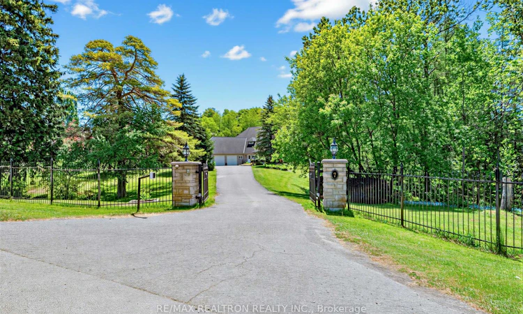 7 Gilbert Drive