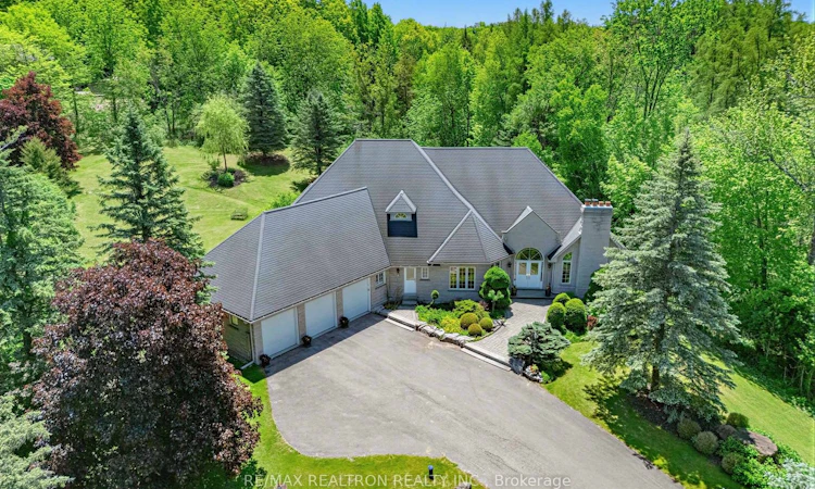 7 Gilbert Drive