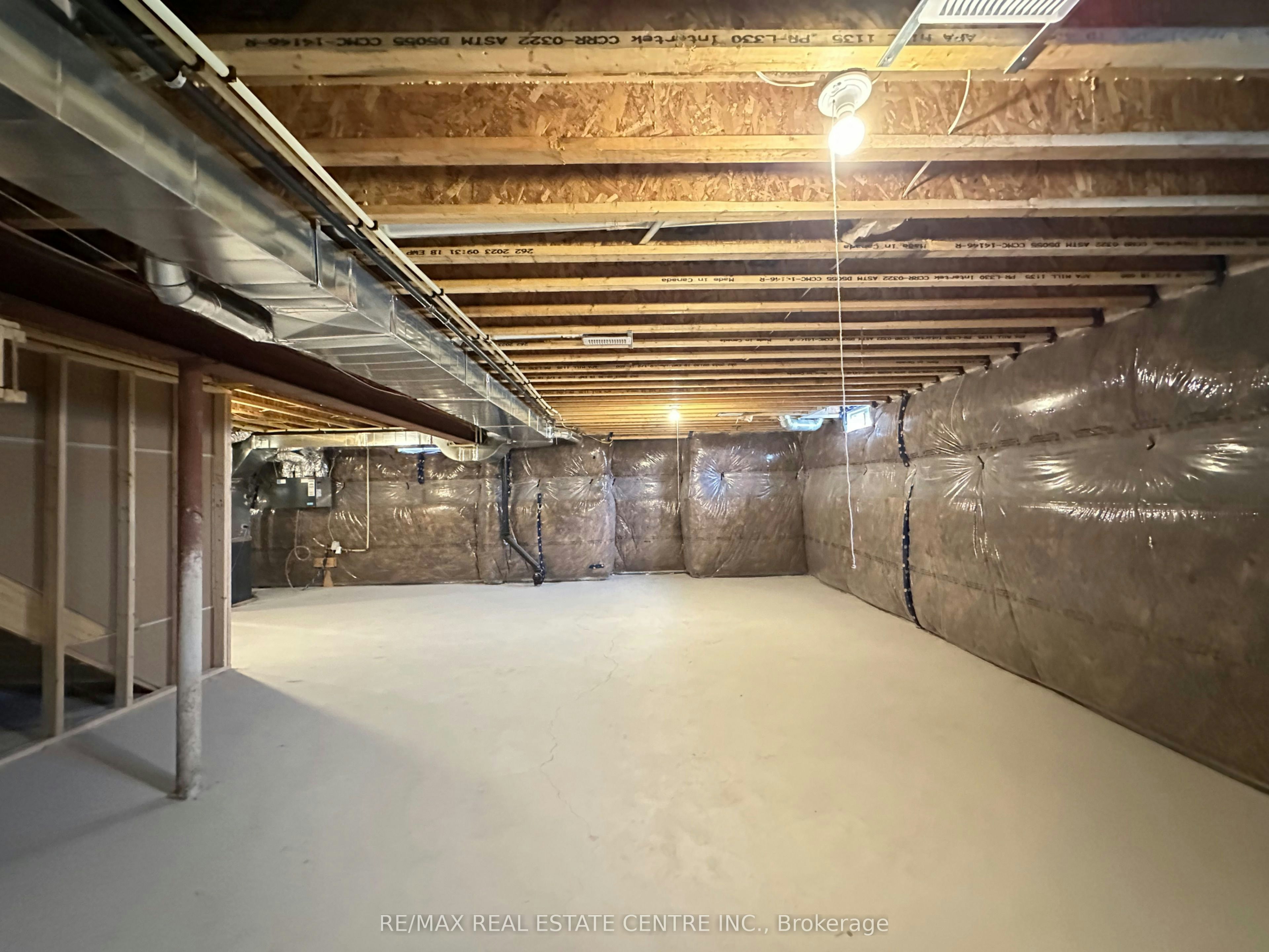 70 Wakefield Boulevard, Essa, ON, L3W 0L9 - 27