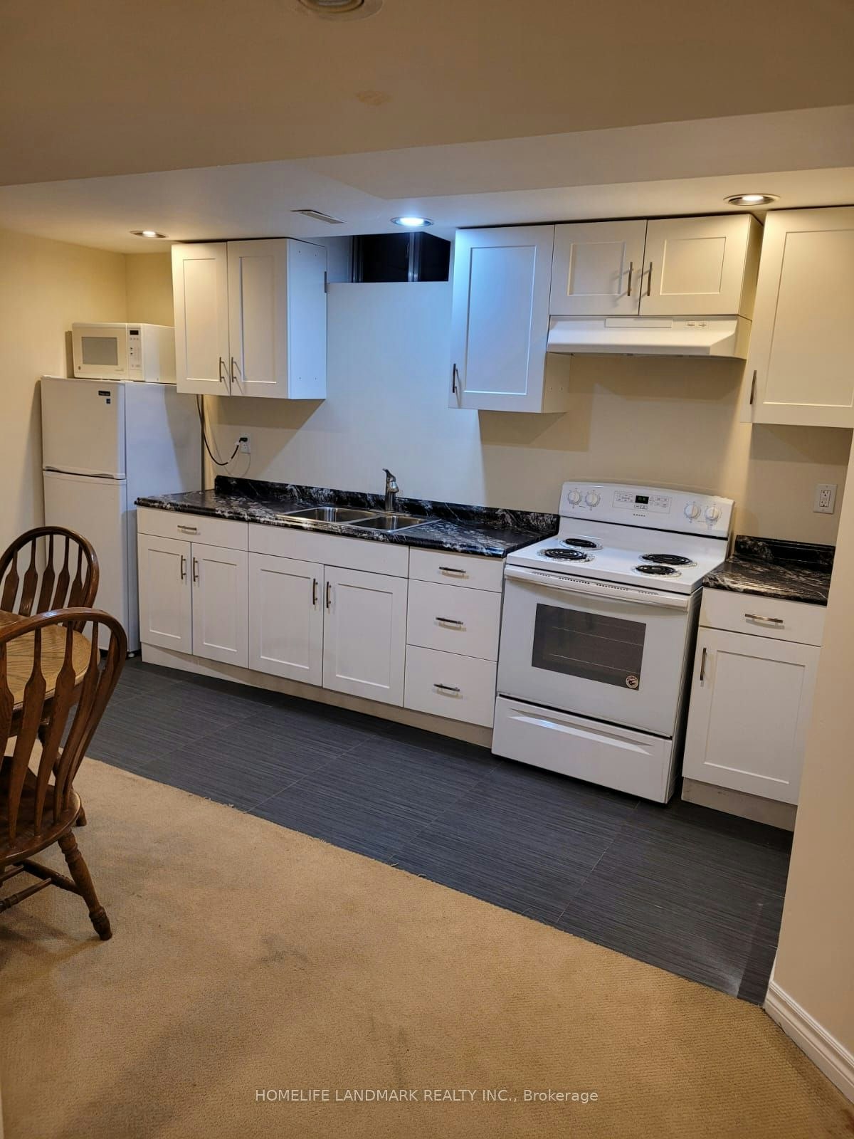 46 Painted Rock Avenue, Richmond Hill, ON, L4S 1R6 - 6