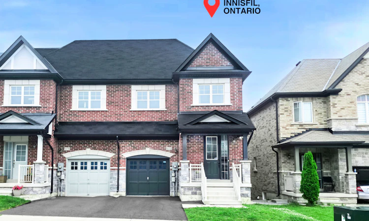 1172 Peelar Crescent