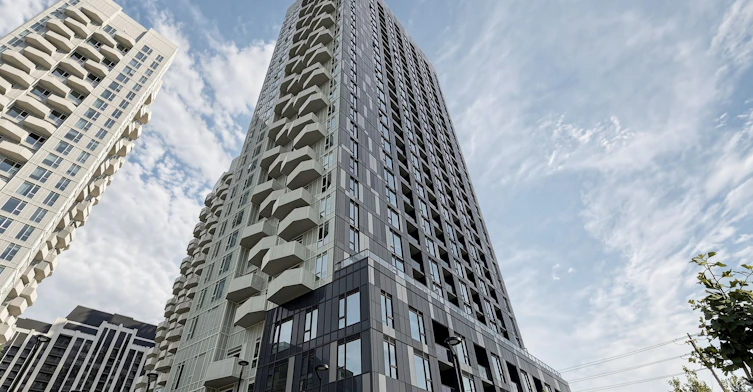 1129-498 Caldari Road, Vaughan, ON, L4K 0R5 - 2