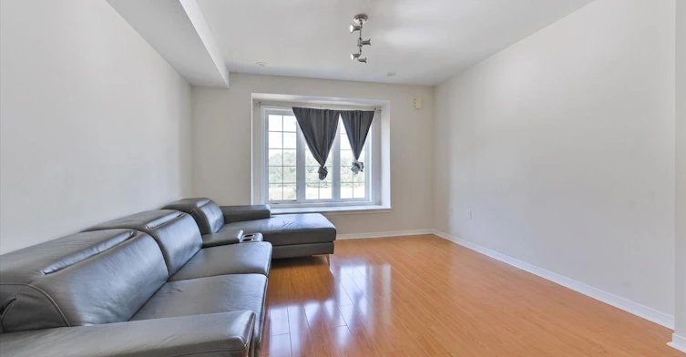 5245 Major Mackenzie Drive E, Markham, ON, L6C 0N3 - 7
