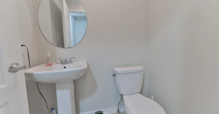 5245 Major Mackenzie Drive E, Markham, ON, L6C 0N3 - 6