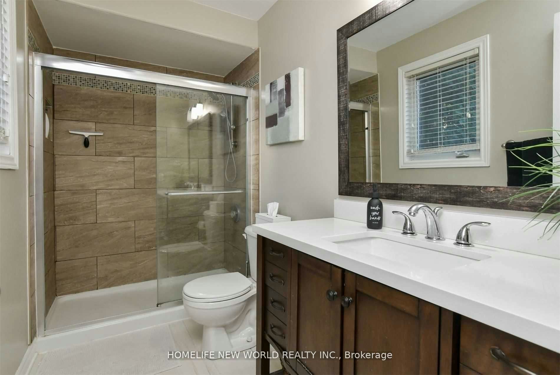 32 Smith Street, Bradford West Gwillimbury, ON, L3Z 3C9 - 11