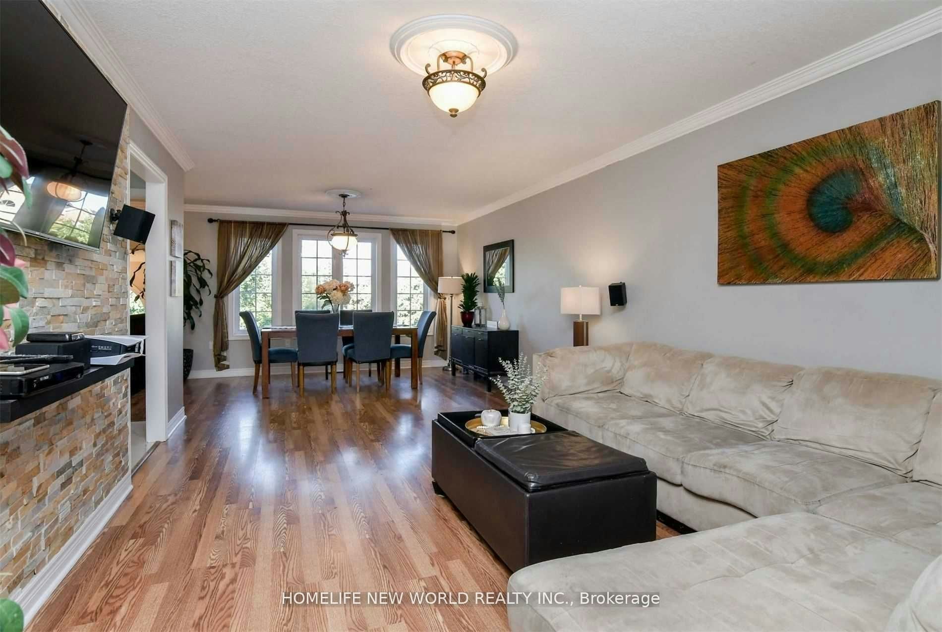 32 Smith Street, Bradford West Gwillimbury, ON, L3Z 3C9 - 4