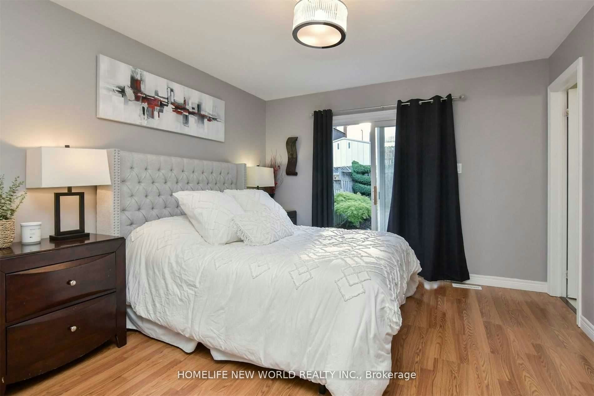 32 Smith Street, Bradford West Gwillimbury, ON, L3Z 3C9 - 9