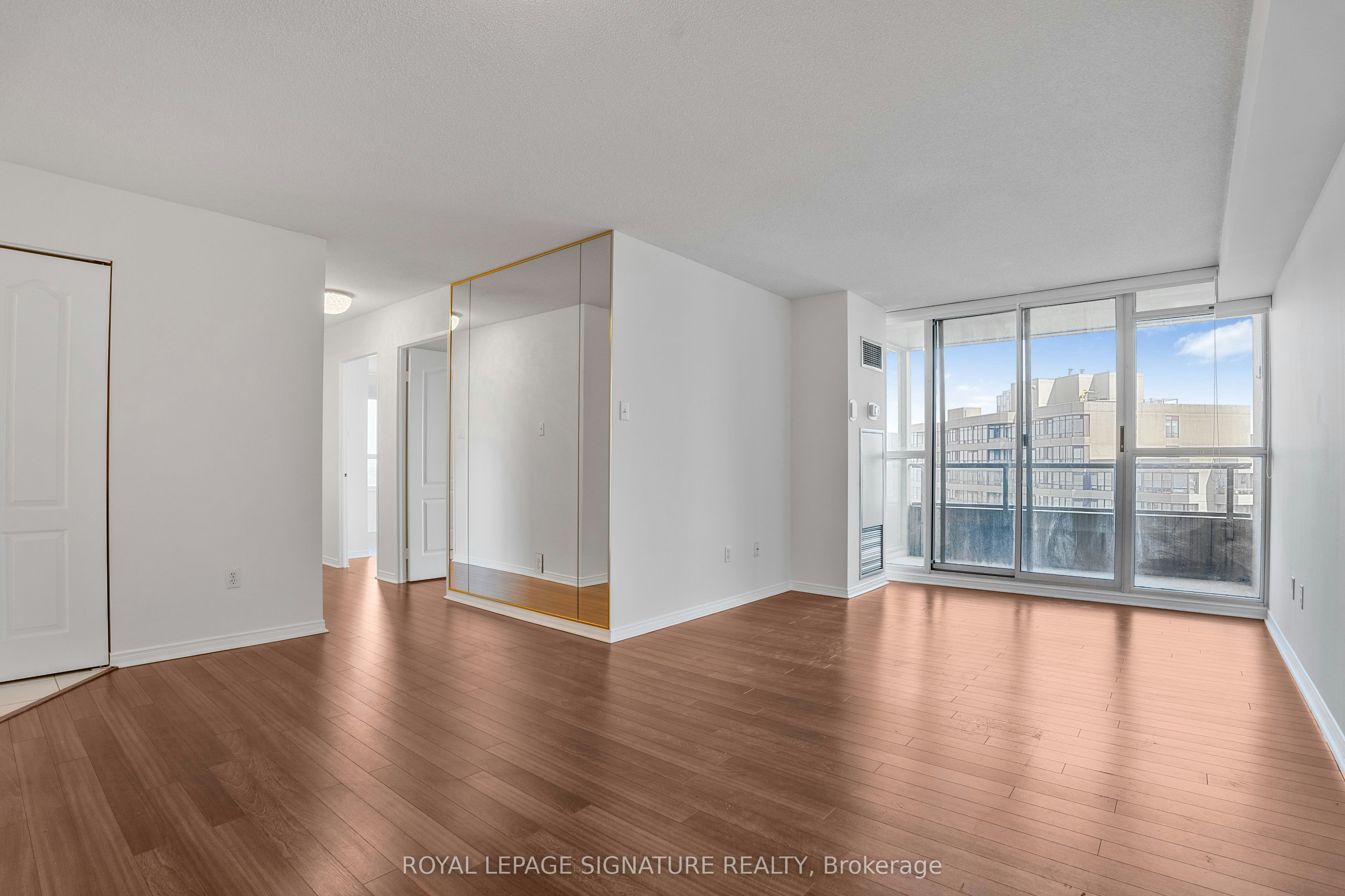 1410-11 Townsgate Drive - 3