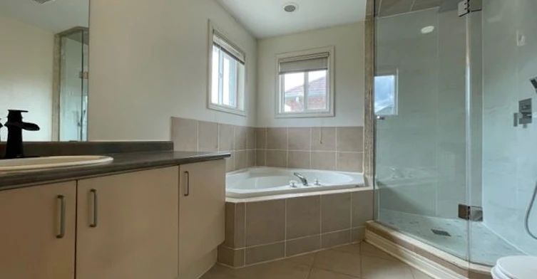 46 Stoneheath Crescent, Markham, ON, L6C 2K9 - 10