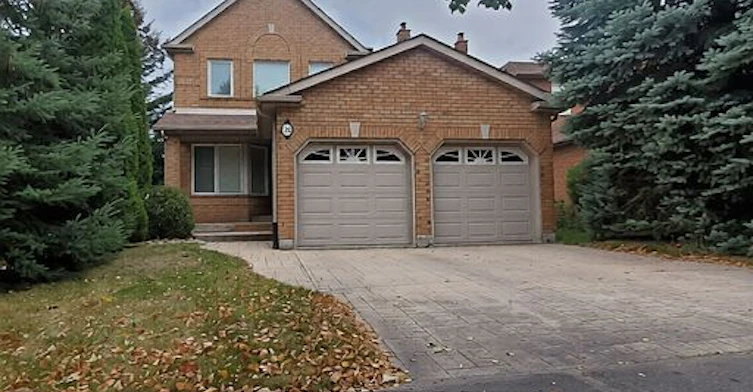 26 Beechbrooke Way, Aurora, ON, L4G 6N7
