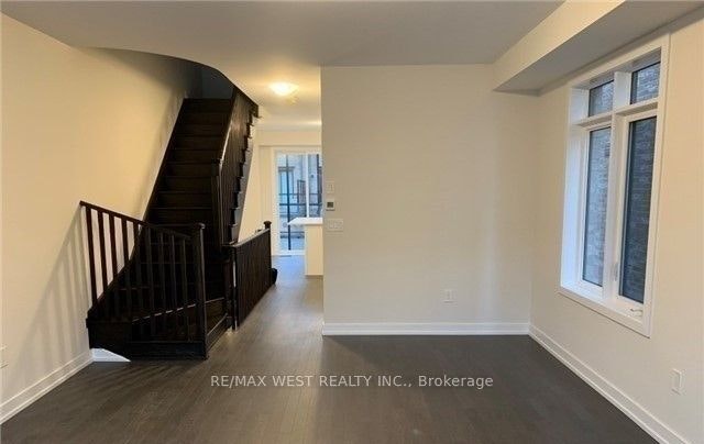 149 Salterton Circle, Vaughan, ON, L6A 4Z2 - 4