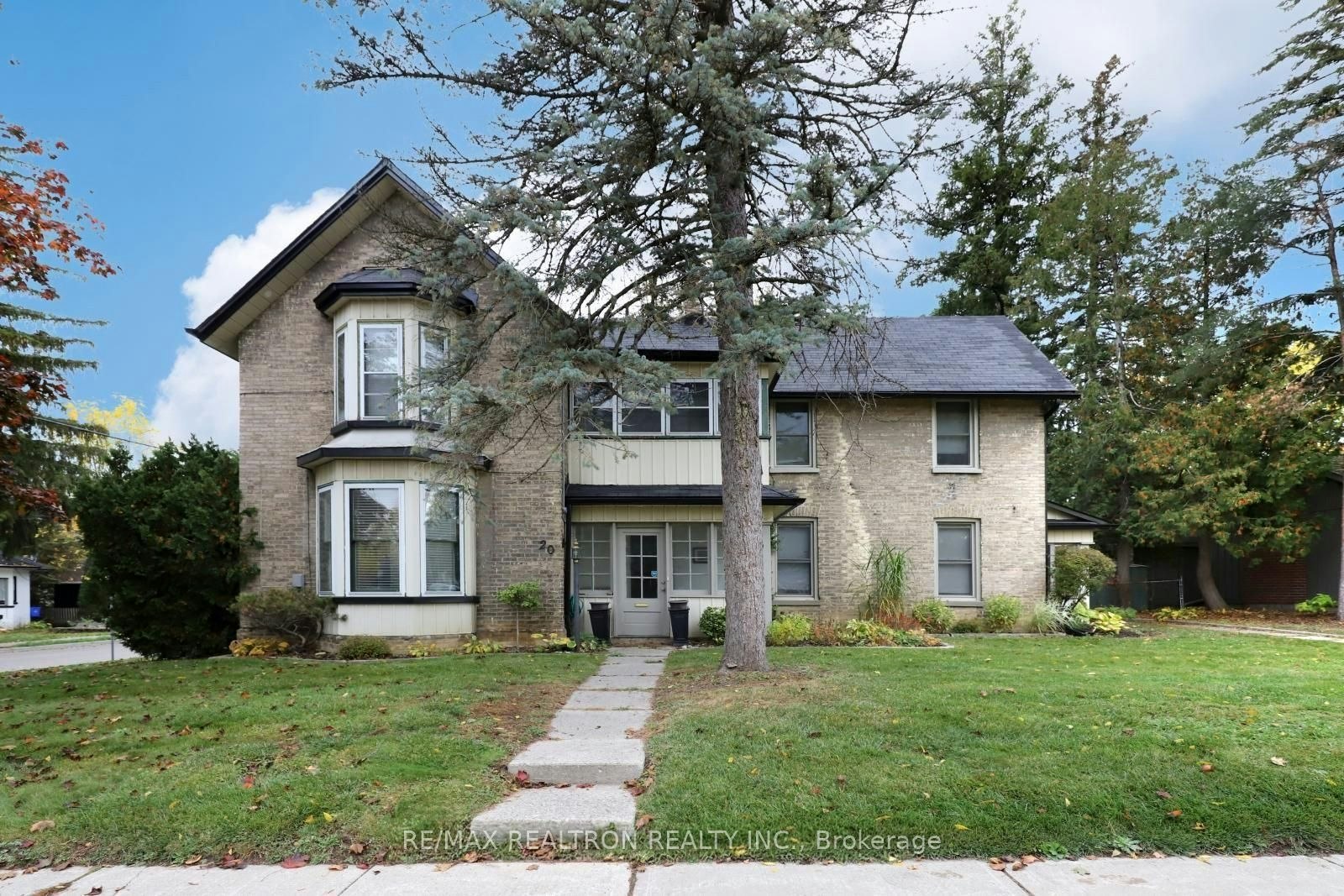 18-20 Reuben Street, Aurora, ON, L4G 2M2