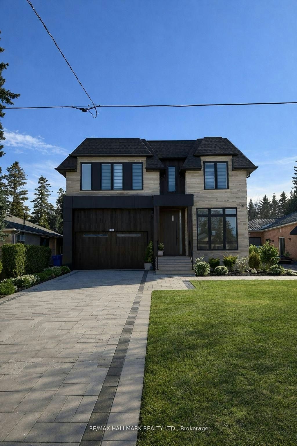 81 Child Drive, Aurora, ON, L4G 1Y8
