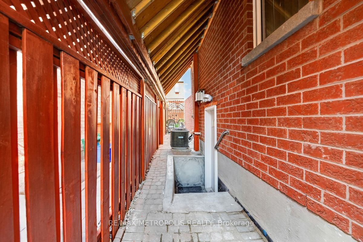 BSMT-32 Summerlea Street, Markham, ON, L3S 4H7 - 22