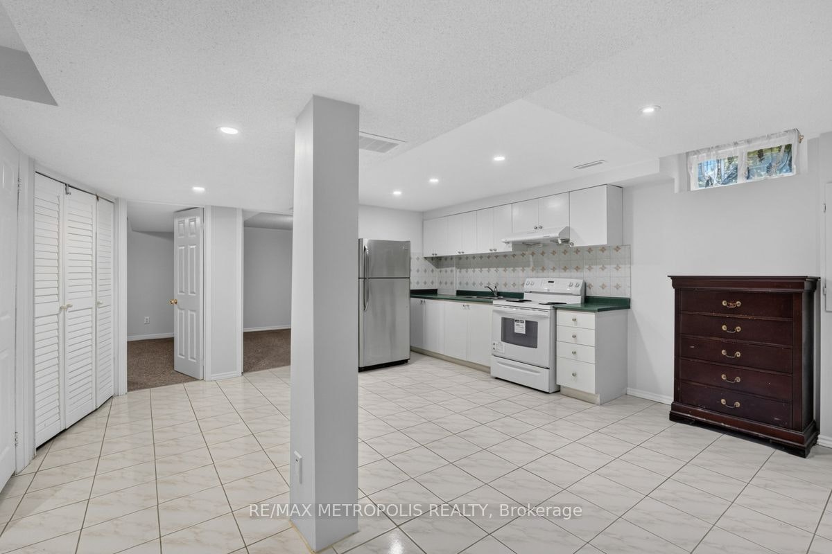 BSMT-32 Summerlea Street, Markham, ON, L3S 4H7 - 10