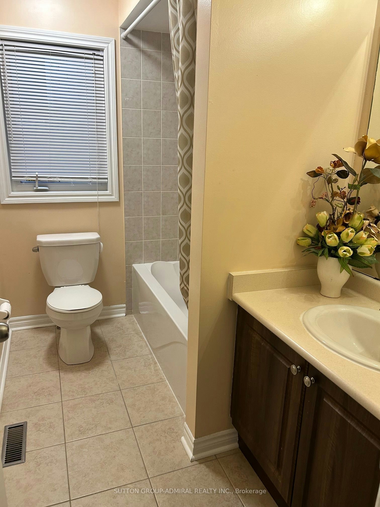 307 Chatfield Drive, Vaughan, ON, L4H 3R7 - 9