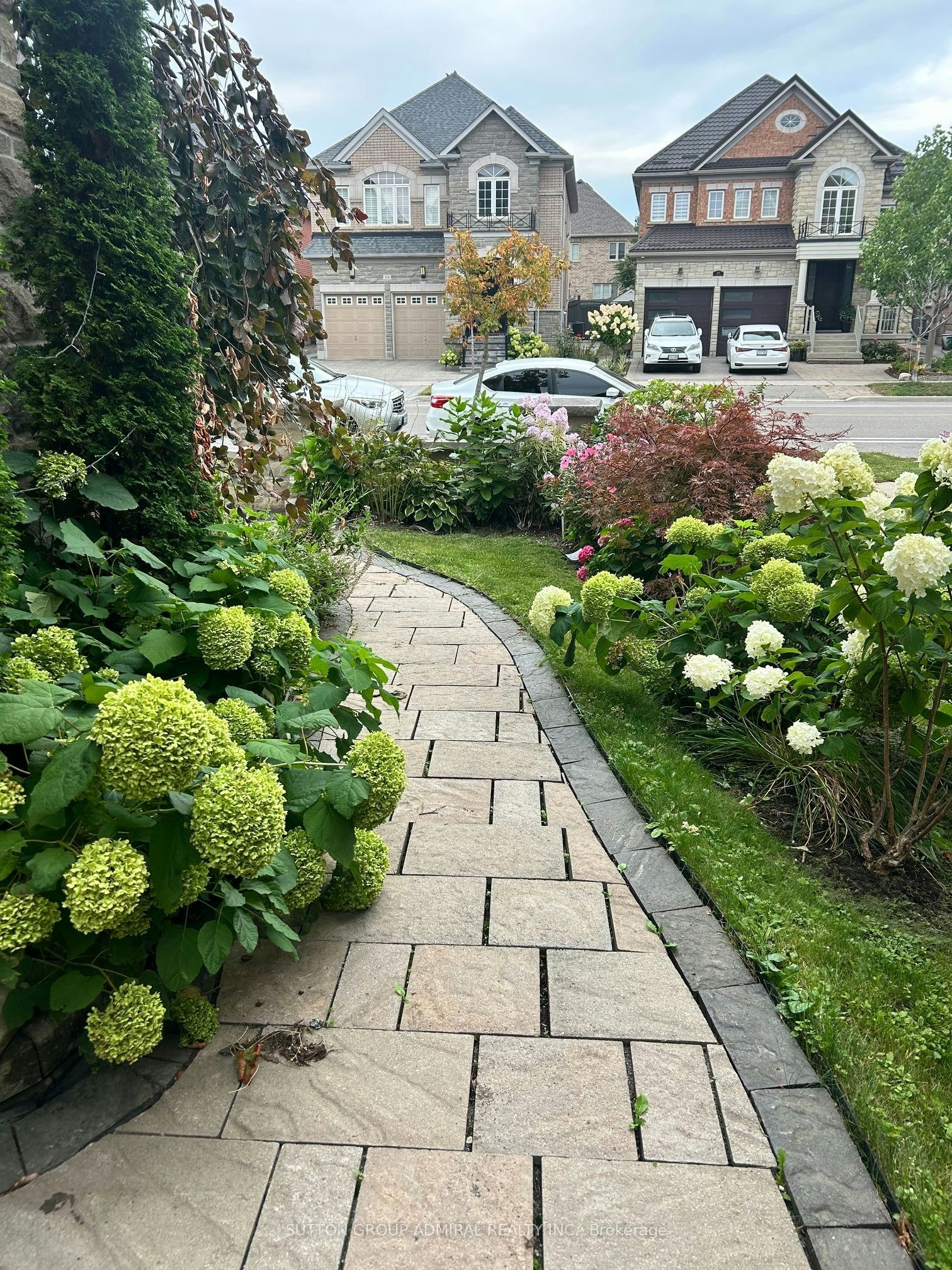 307 Chatfield Drive, Vaughan, ON, L4H 3R7 - 2