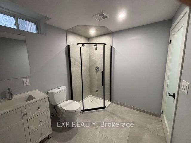 52 Herefordshire Crescent, East Gwillimbury, ON, L9N 0B7 - 9
