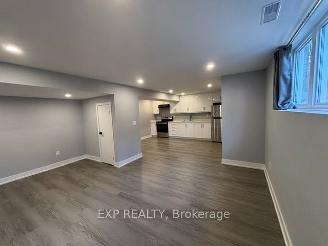 52 Herefordshire Crescent, East Gwillimbury, ON, L9N 0B7 - 6