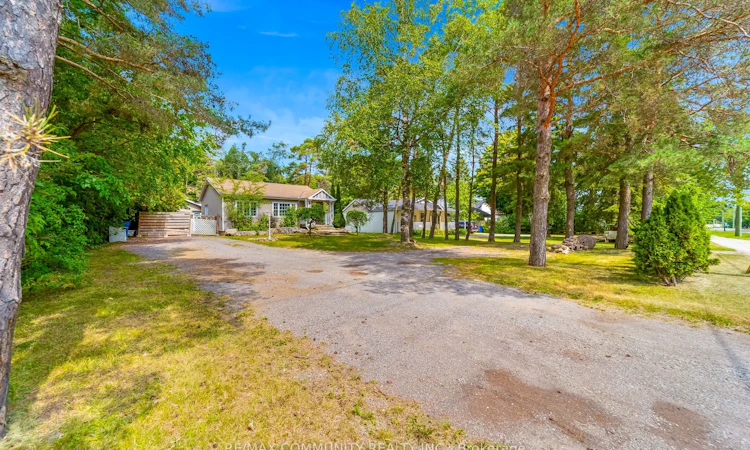 5154 Aurora Road