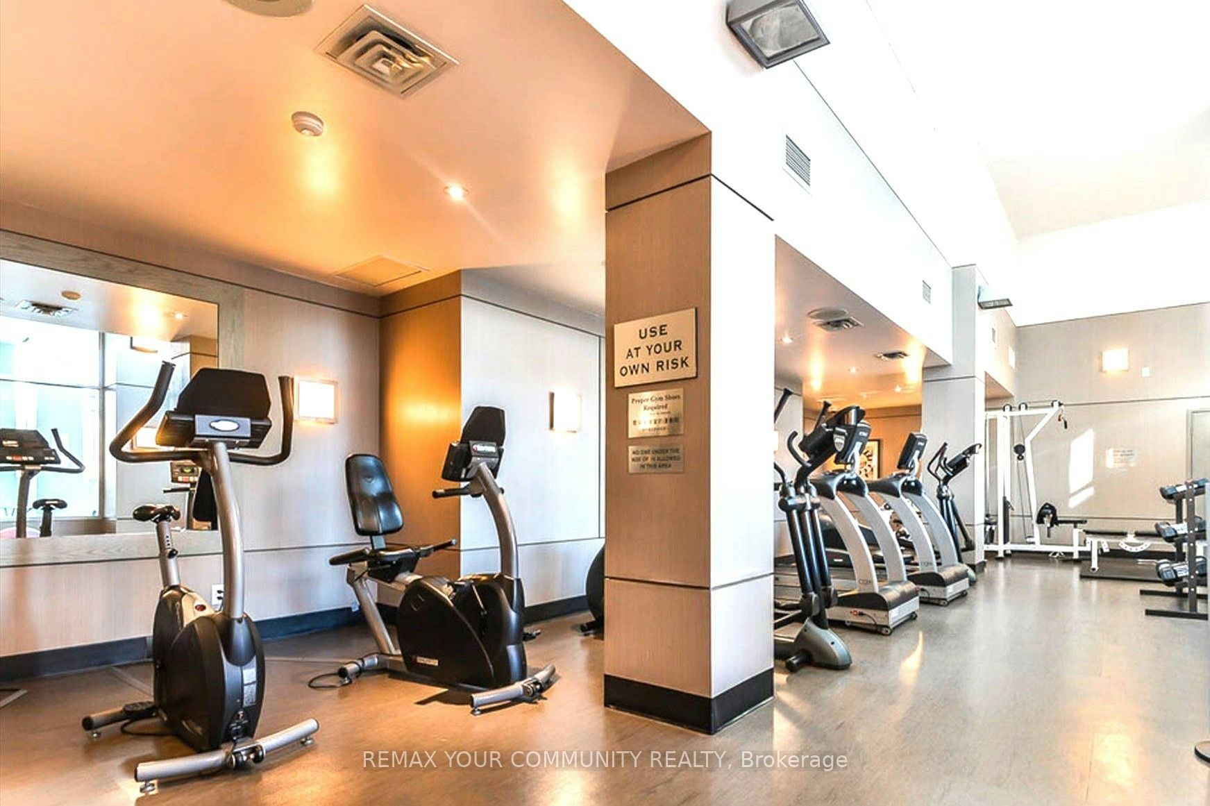 522-48 Suncrest Boulevard, Markham, ON, L3T 7Y5 - 9