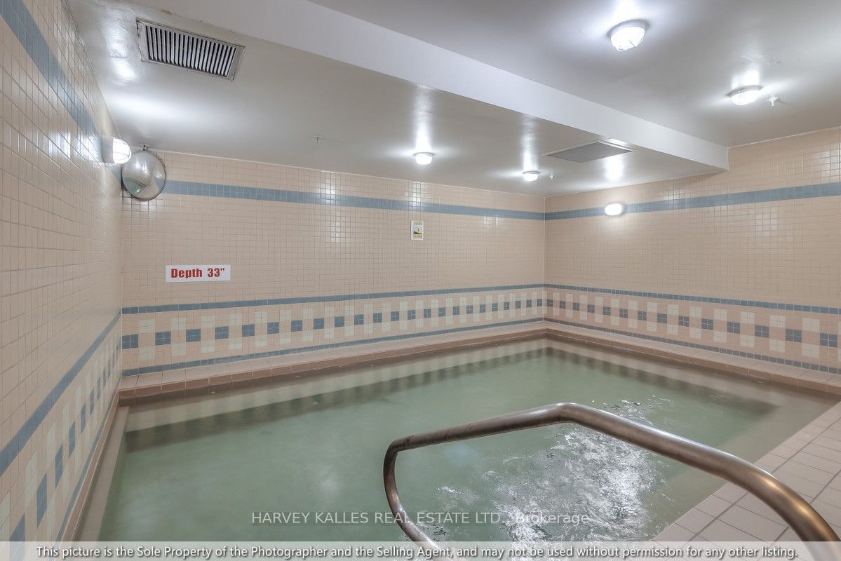 710-175 Cedar Avenue, Richmond Hill, ON, L4C 9V3 - 9