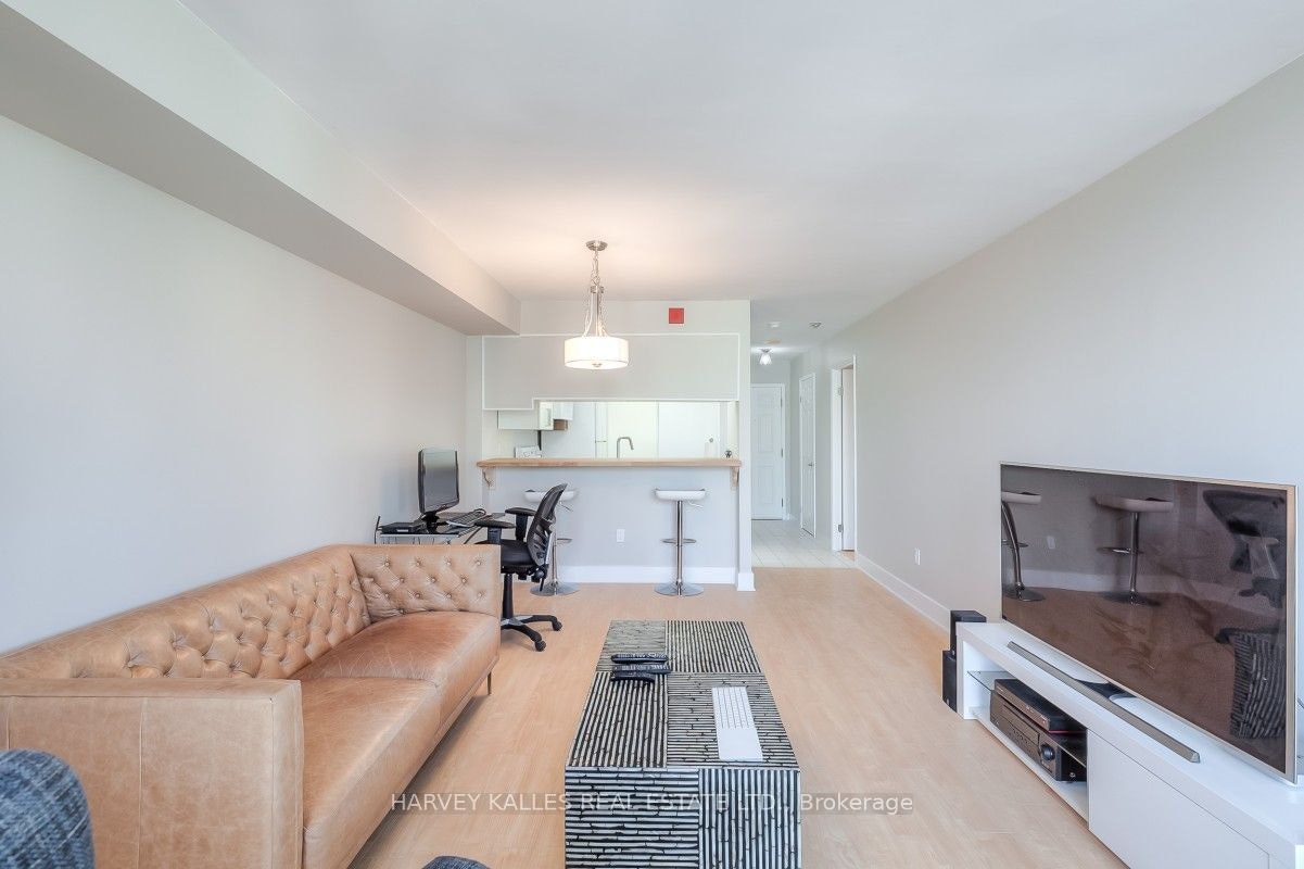 710-175 Cedar Avenue, Richmond Hill, ON, L4C 9V3 - 2