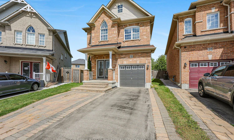 18 Herefordshire Crescent