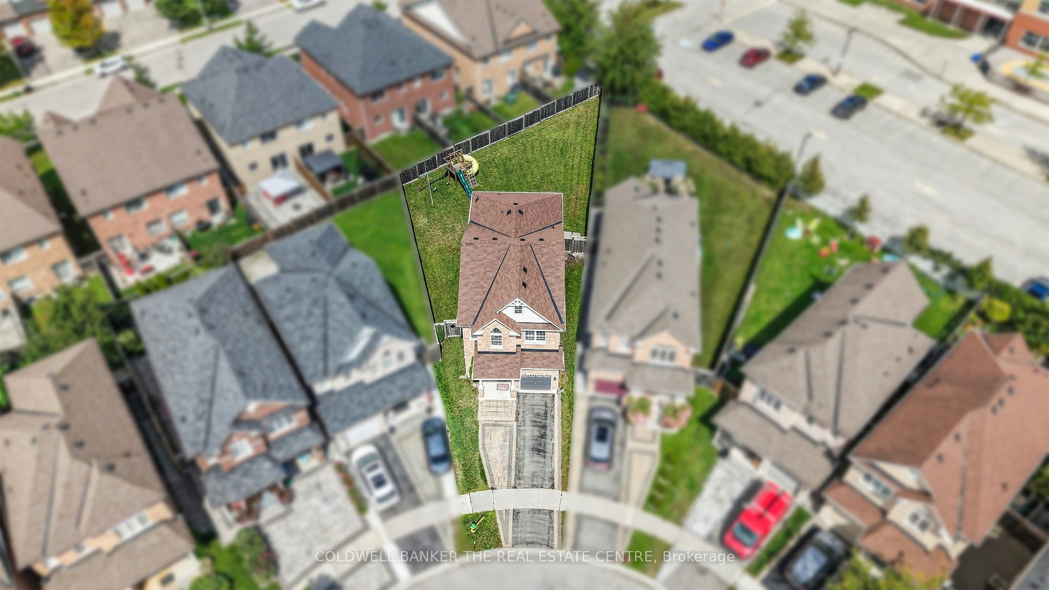 18 Herefordshire Crescent, East Gwillimbury, ON, L9N 0B7