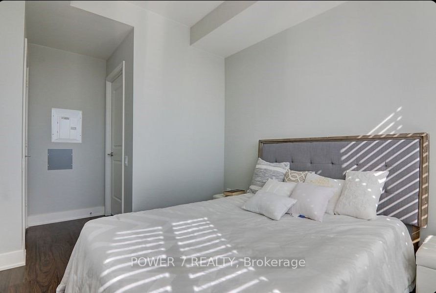 PH14-7608 Yonge Street, Markham, ON, L4J 0J5 - 13