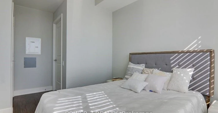PH14-7608 Yonge Street, Markham, ON, L4J 0J5 - 13