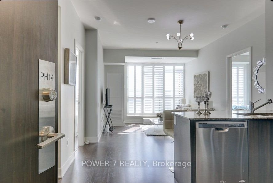 PH14-7608 Yonge Street, Markham, ON, L4J 0J5