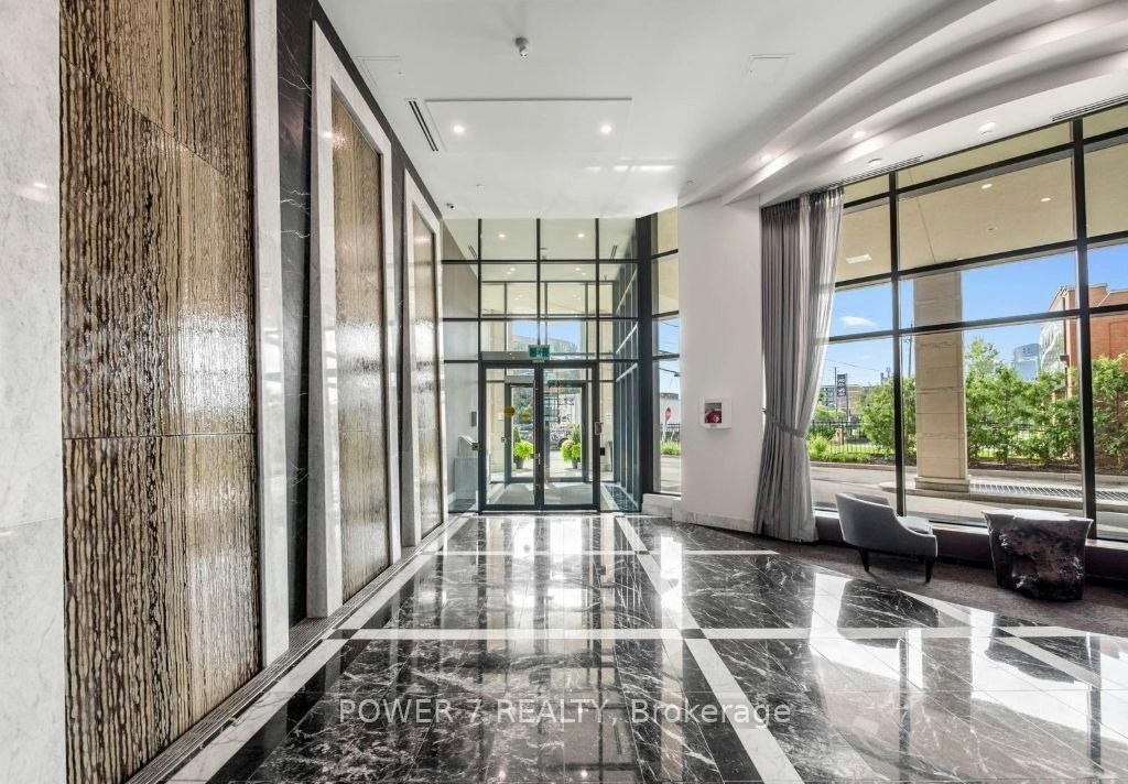 PH14-7608 Yonge Street, Markham, ON, L4J 0J5 3