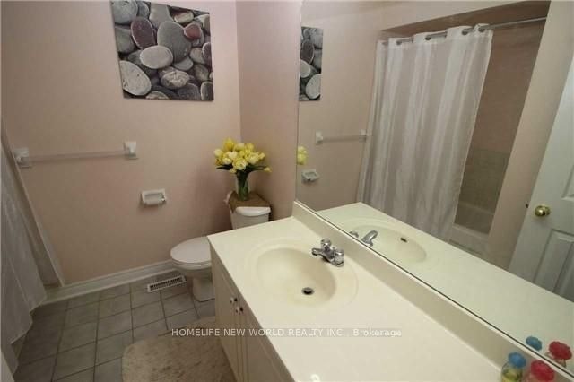 76 Pond Drive, Markham, ON, L3T 7V2 - 4