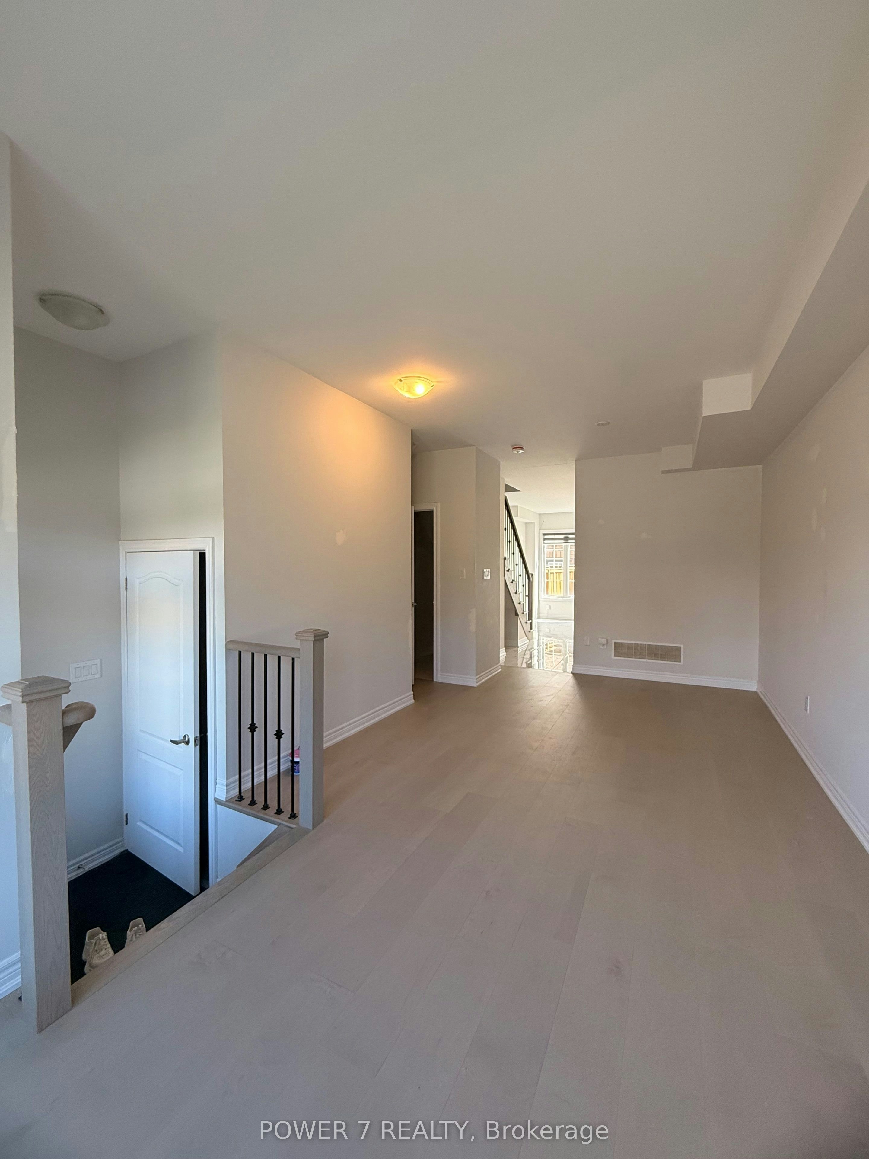 583 White's Hill Avenue, Markham, ON, L6B 1N9 - 3