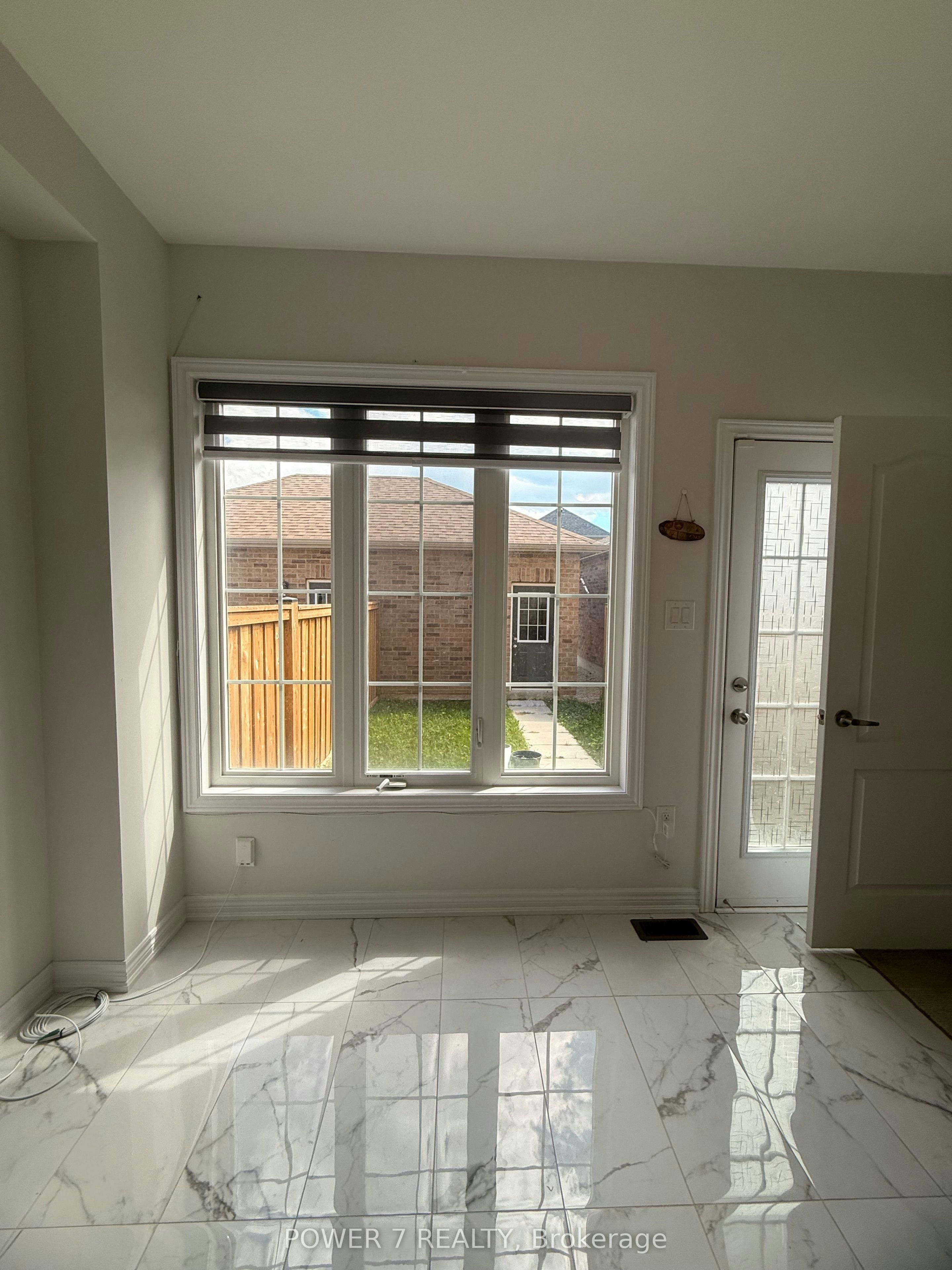 583 White's Hill Avenue, Markham, ON, L6B 1N9 - 8