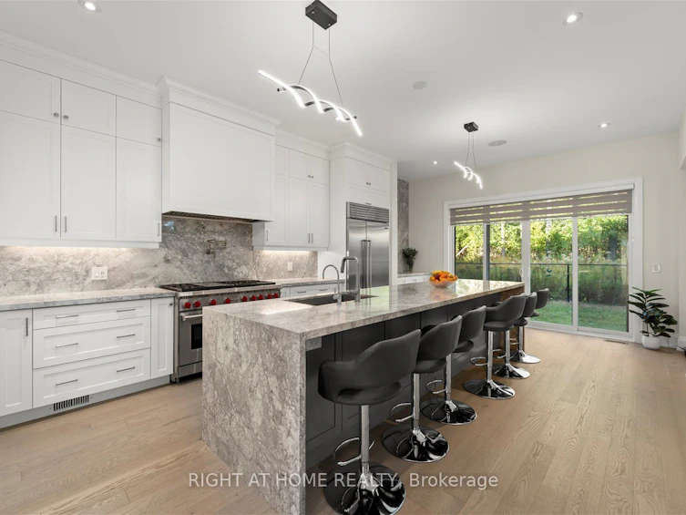 121 Milky Way Drive, Richmond Hill, ON, L4C 4L9 - 6