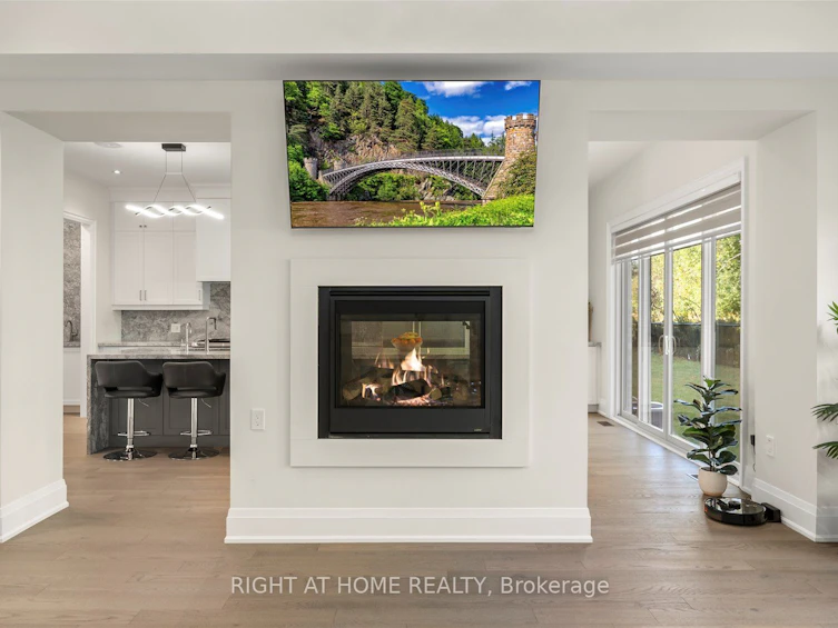 121 Milky Way Drive, Richmond Hill, ON, L4C 4L9 - 12