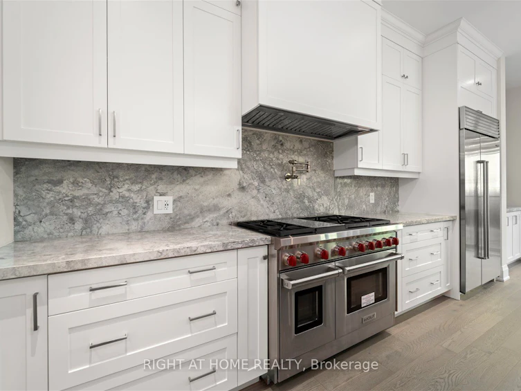 121 Milky Way Drive, Richmond Hill, ON, L4C 4L9 - 9
