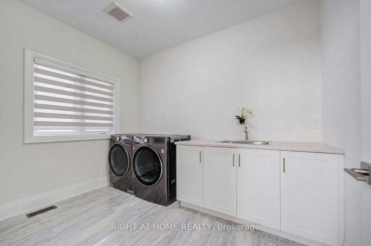 121 Milky Way Drive, Richmond Hill, ON, L4C 4L9 - 21