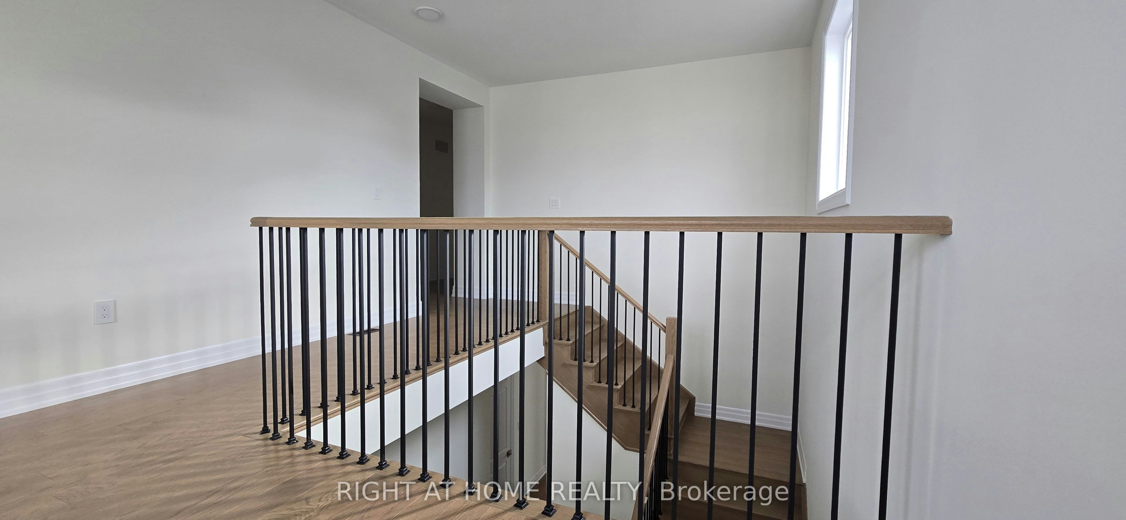 4 Max Bulmer Court, Georgina, ON, L3X 3J9 - 16