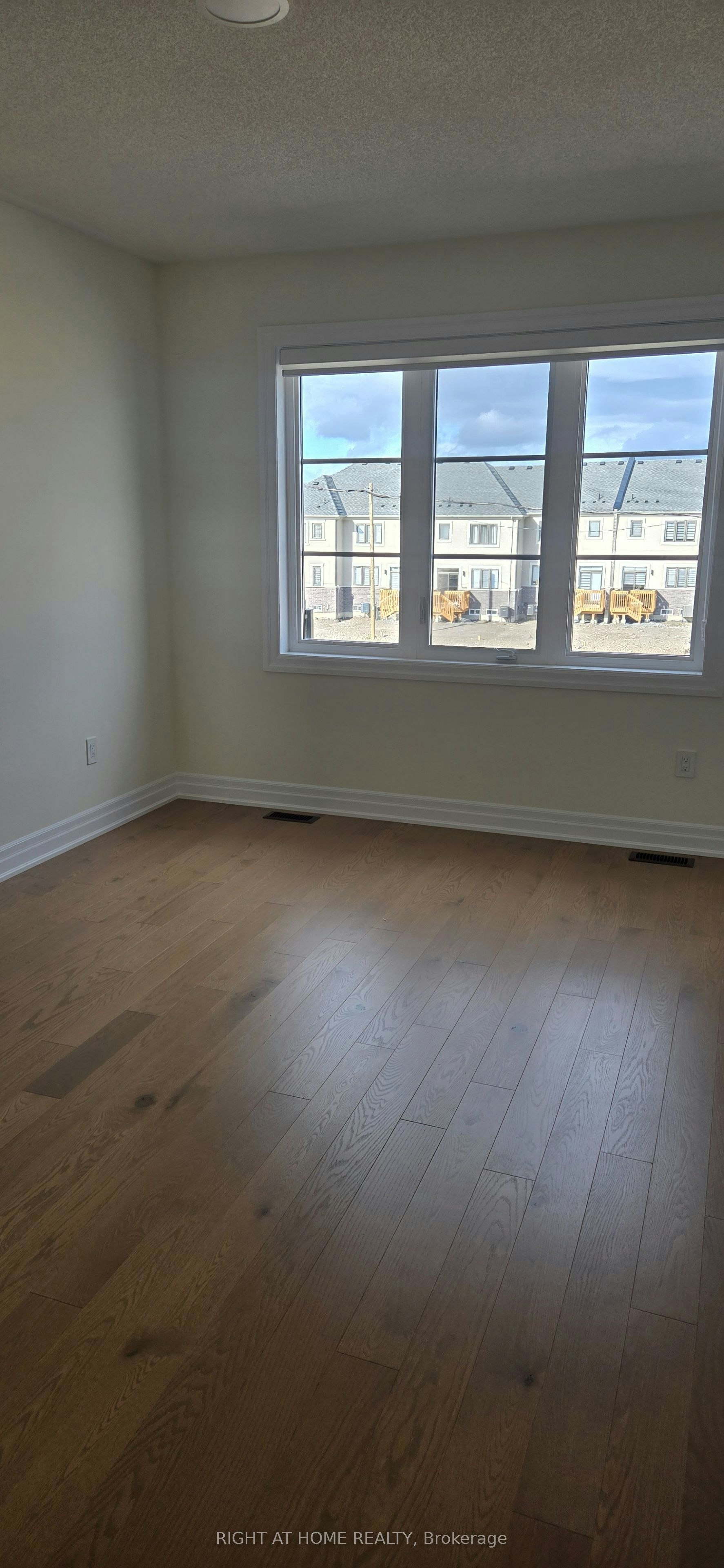 4 Max Bulmer Court, Georgina, ON, L3X 3J9 - 19