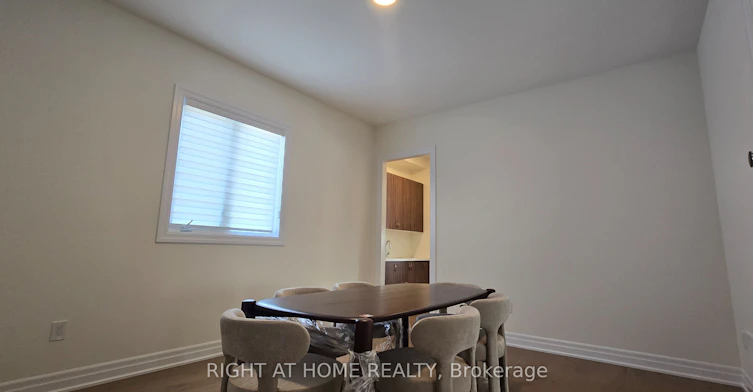 4 Max Bulmer Court, Georgina, ON, L3X 3J9 - 11