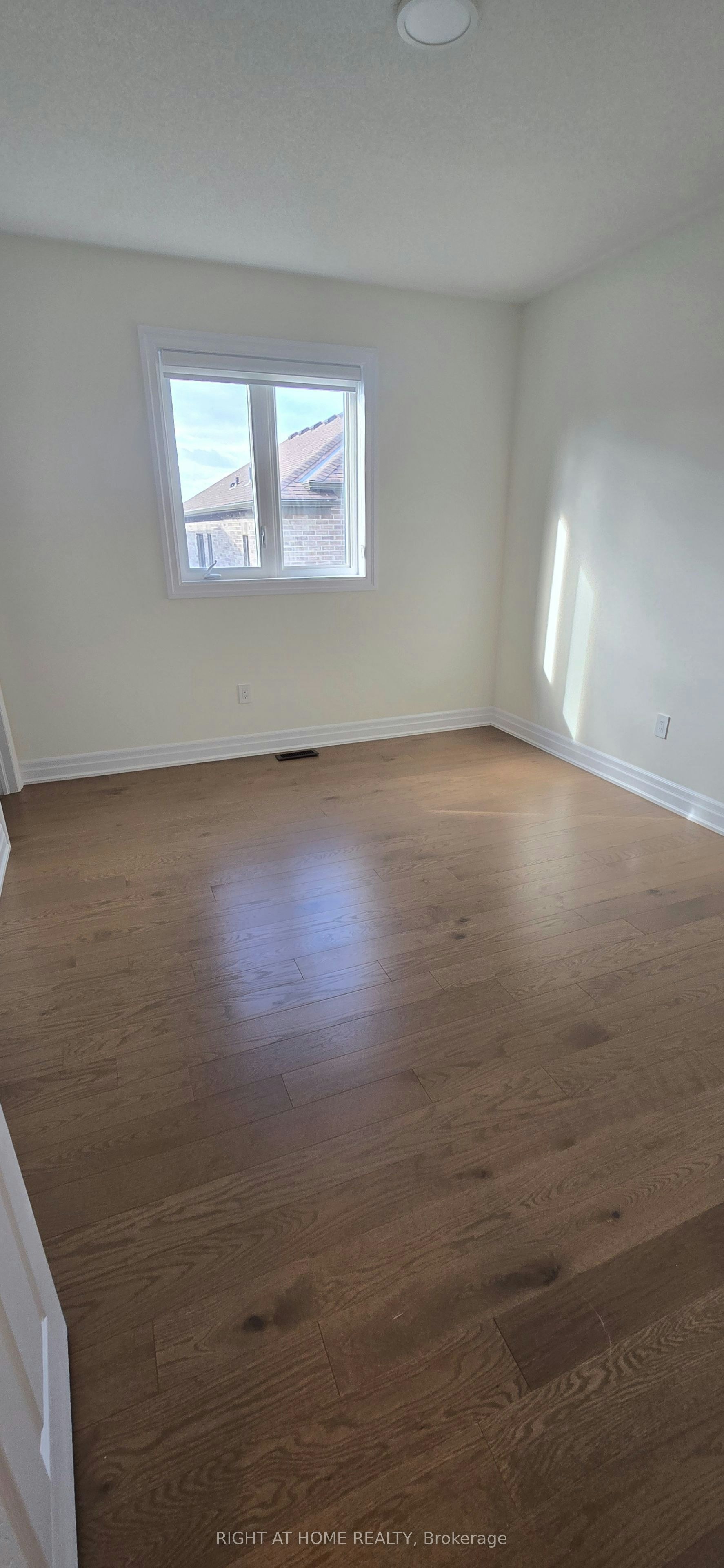 4 Max Bulmer Court, Georgina, ON, L3X 3J9 - 21