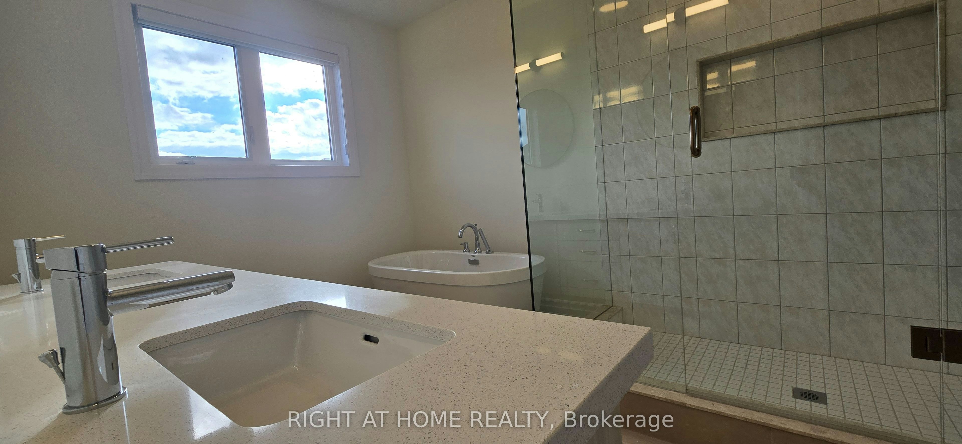4 Max Bulmer Court, Georgina, ON, L3X 3J9 - 27