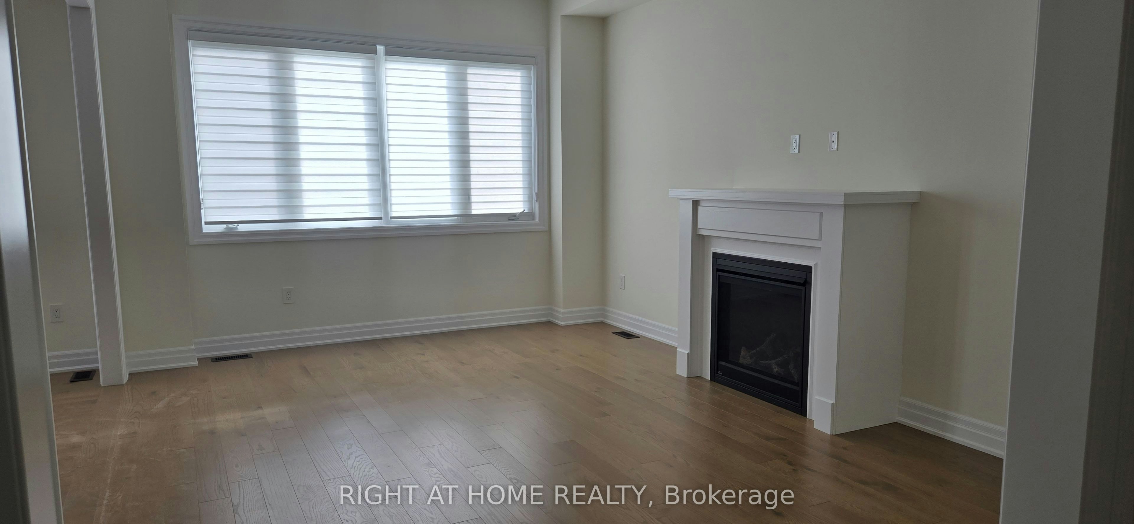 4 Max Bulmer Court, Georgina, ON, L3X 3J9 - 8