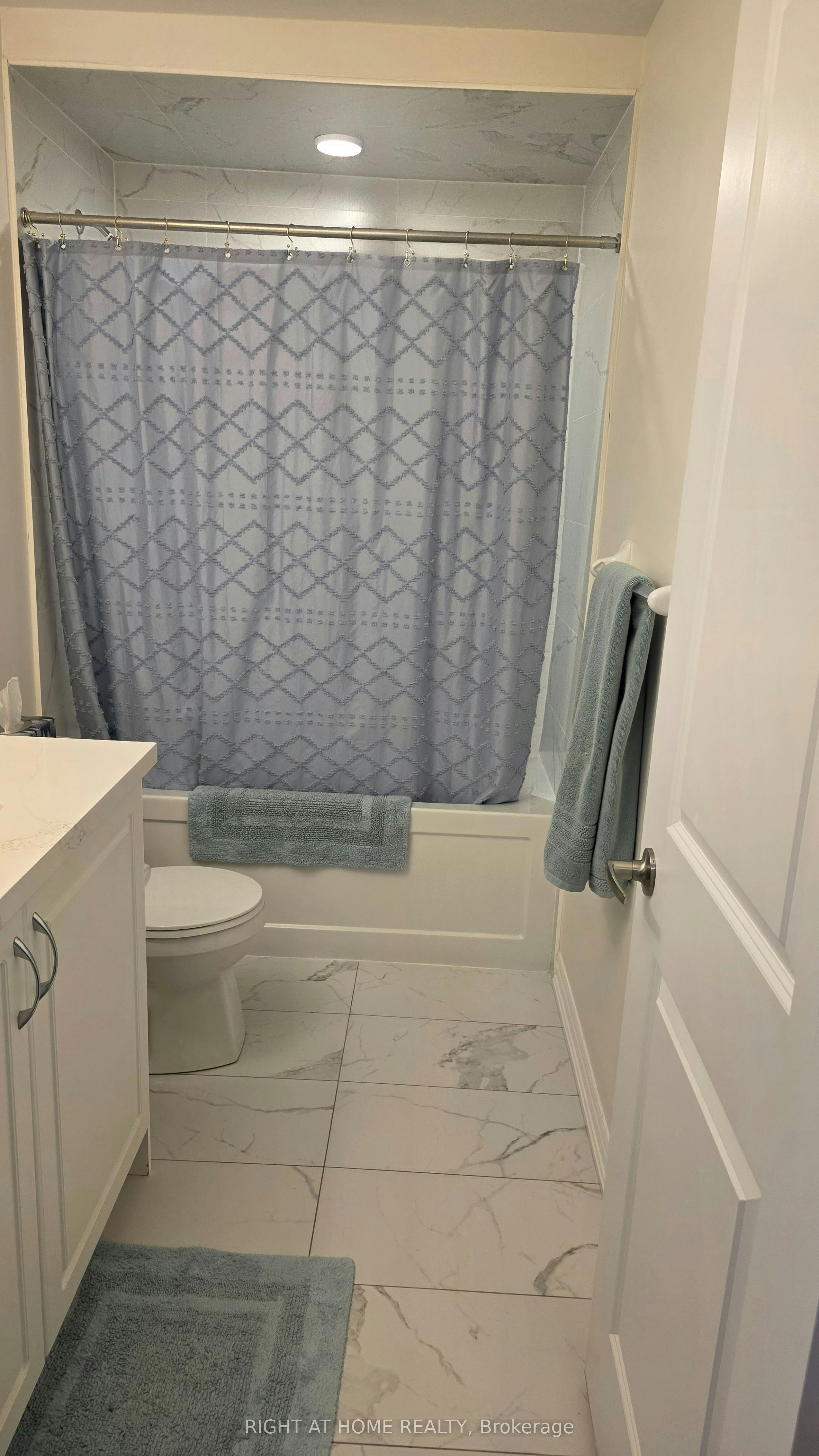 2257 Grainger Loop, Innisfil, ON, L9S 0N1 - 26